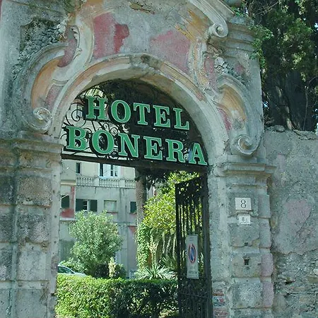 Bonera Hotel 2*